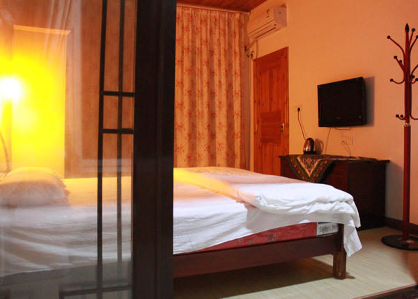 The Sleepy Teepee Hotel Yangshuo Room photo