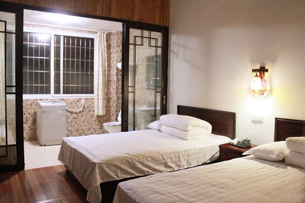 The Sleepy Teepee Hotel Yangshuo Room photo